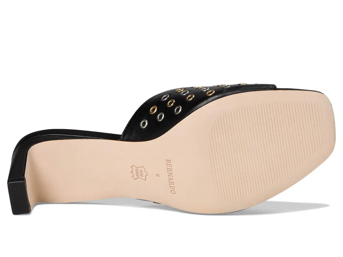 Women's Bernardo Cenza Grommet
