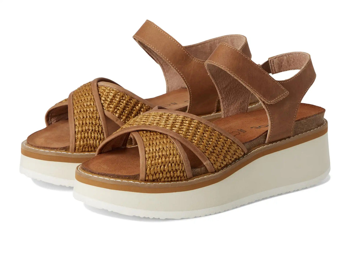 Women's Naot Pavlova