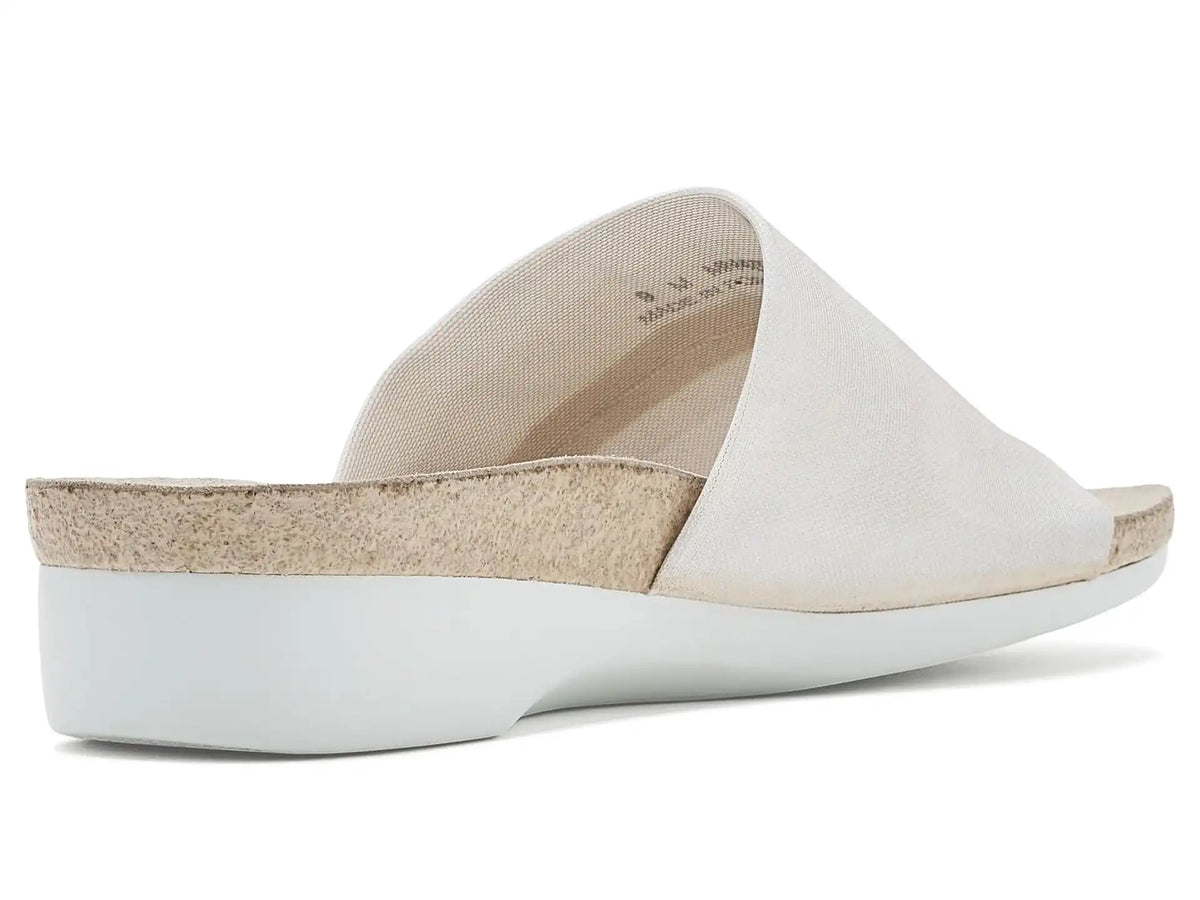 Women's Munro Casita
