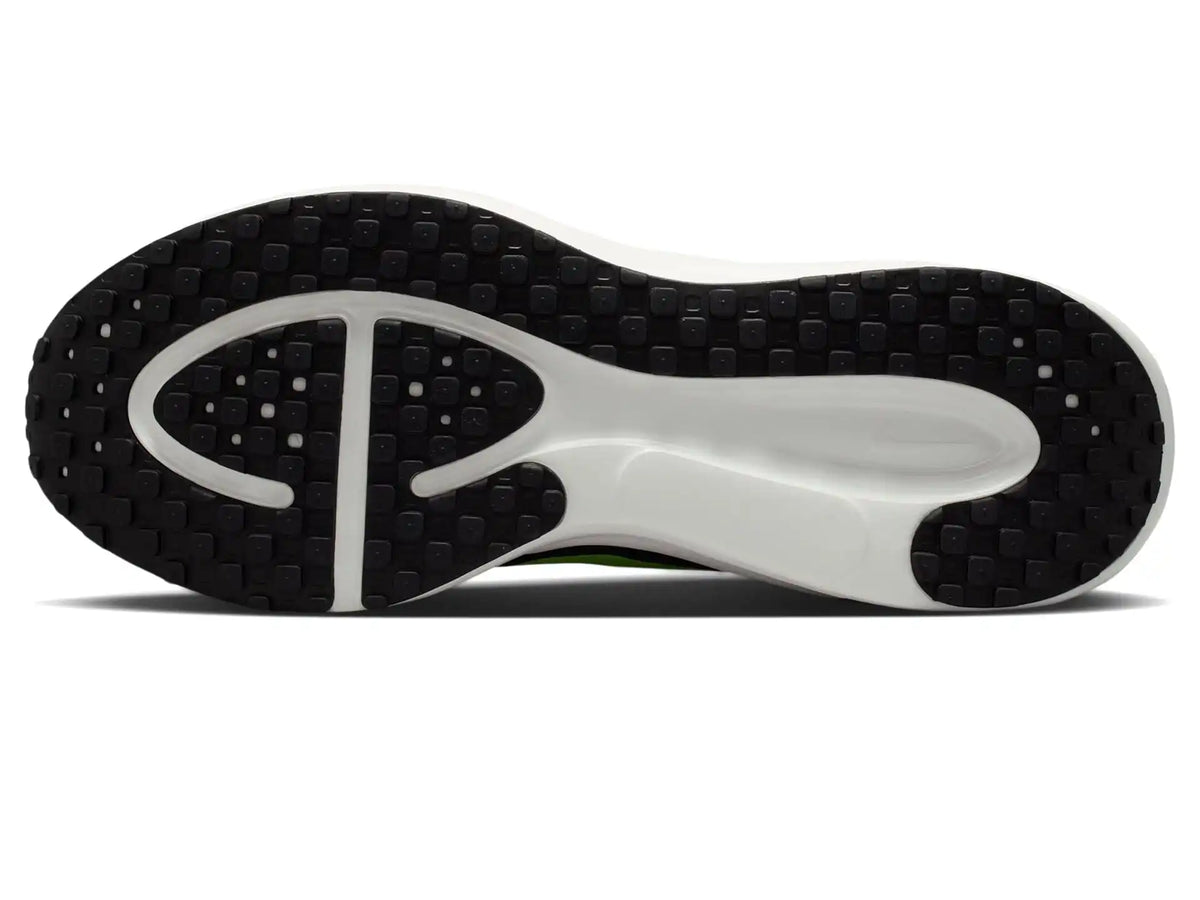 Men's Nike Revolution 8