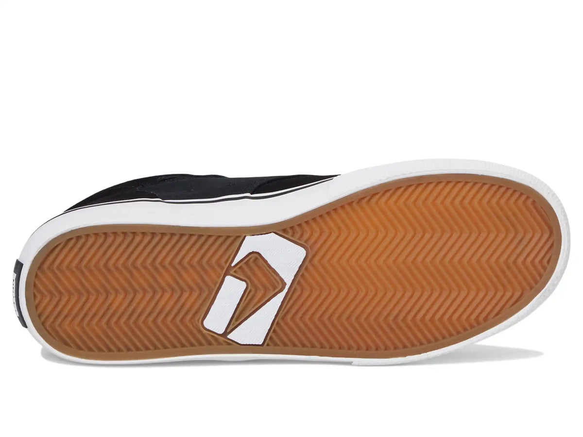Men's Globe Motley Mid