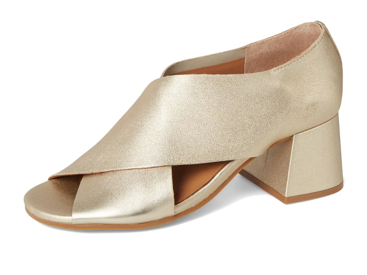 Women's Gentle Souls by Kenneth Cole Yvette