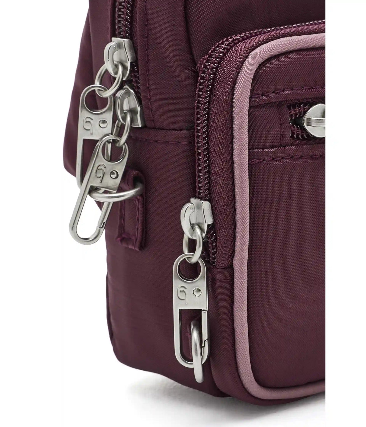 Baggallini Securtex Anti-Theft Belt Bag