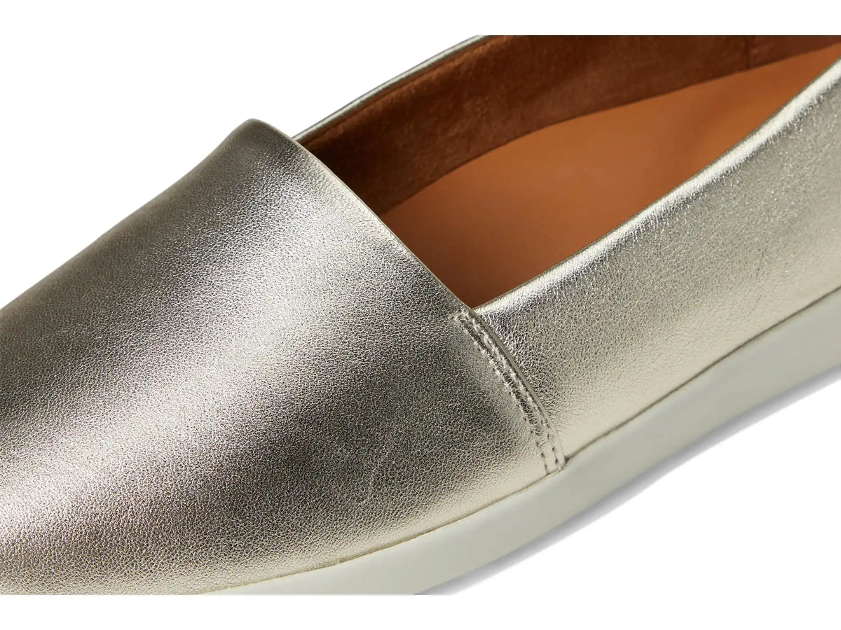 Women's SoftWalk Deva