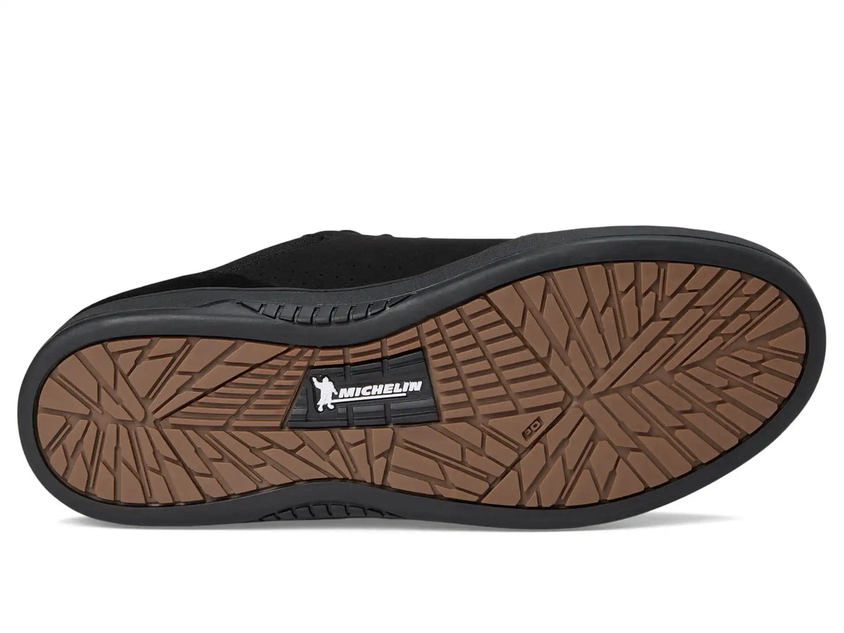 Men's etnies Marana