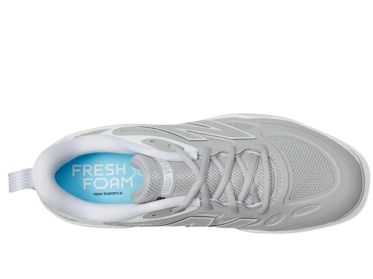Women's New Balance Fresh Foam Velov4 Molded Softball Cleats