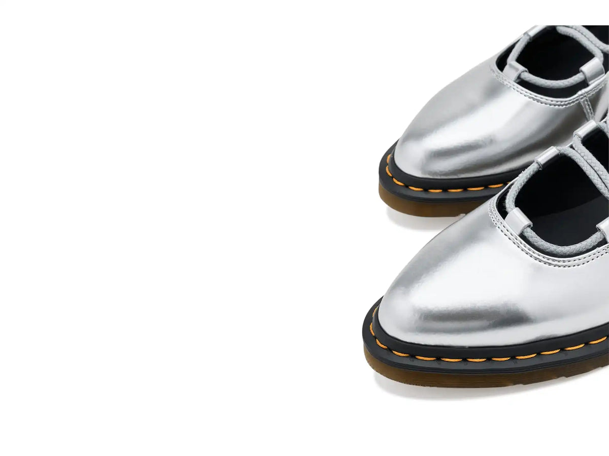 Women's Dr. Martens Elphie II