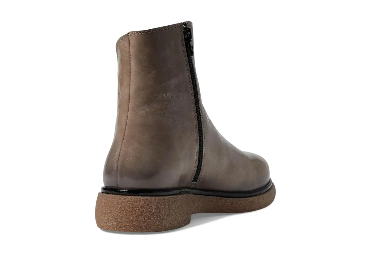 Women's Eric Michael Garda