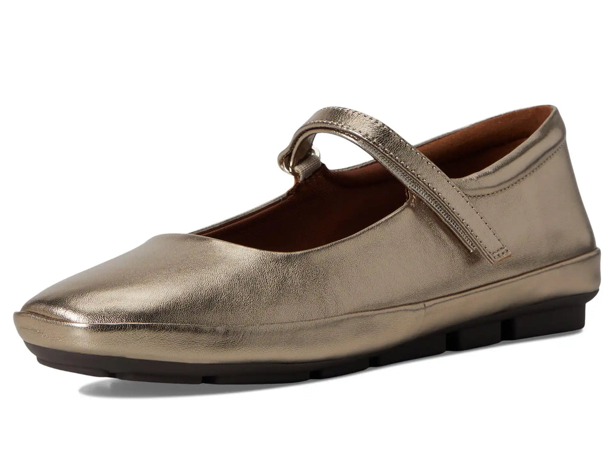 Women's Naturalizer Behold2 Mary Janes