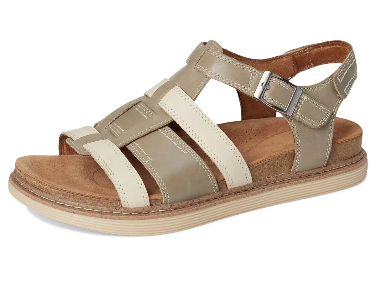 Women's Clarks Arwell Sun